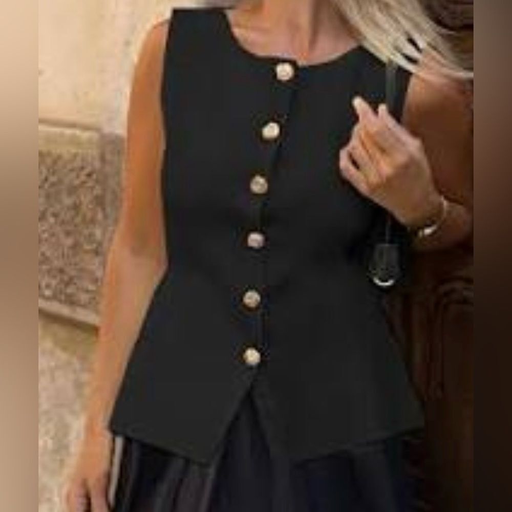 Montgomery Post Cleo Gold Button Vest Black Medium NWT STITCH FIX